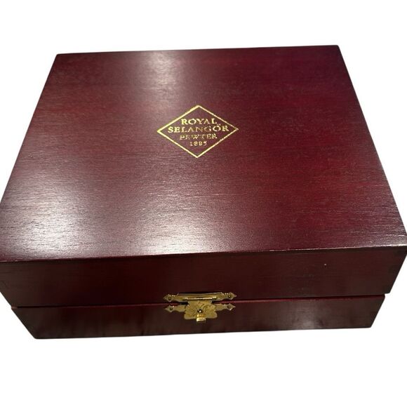 ROYAL SELANGOR Pewter 2 Wine Goblets with Wood Box tall Malaysia inscribed - Picture 2 of 11